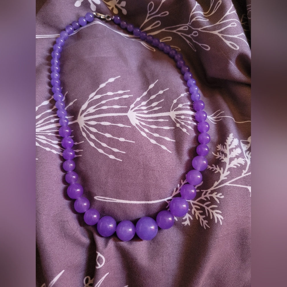 Elegant Purple Stone Beaded Necklace